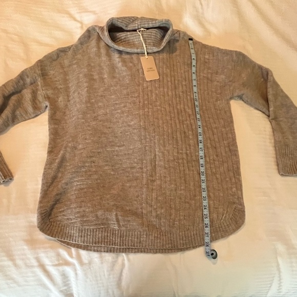 Como Vintage Sweater - Picture 5 of 7